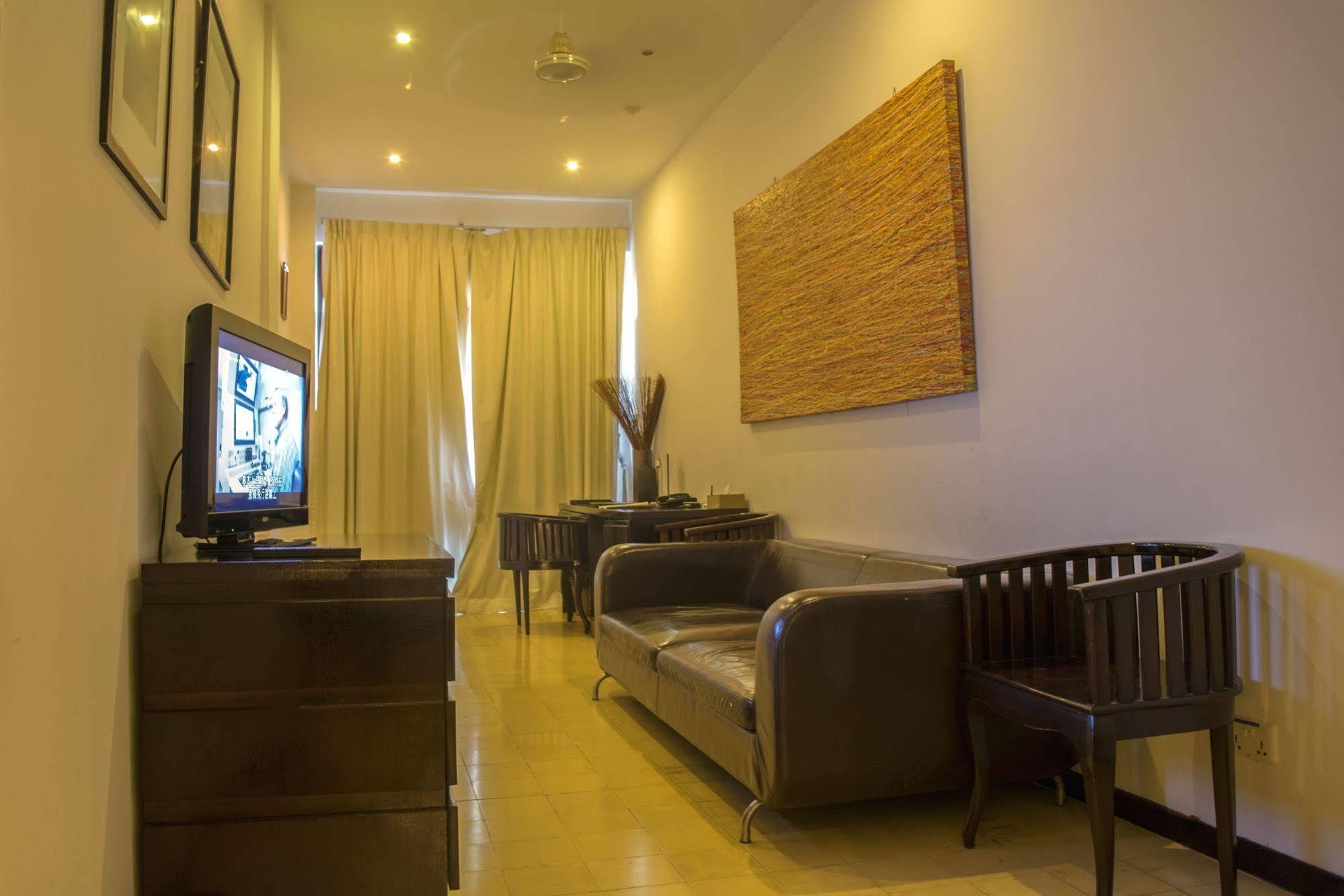 Fcc Phnom Penh Boutique Hotel Екстериор снимка